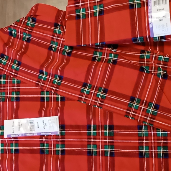 Time and Tru Set of 2 Christmas Plaid Mock Neck Shirts 2X (20) NWT - Picture 3 of 3